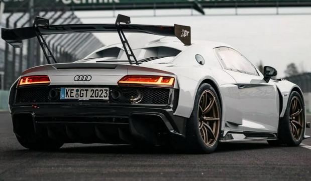 abt xgt r8 01.jpg