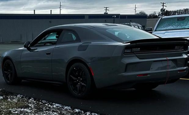 dodge cd 02.jpg