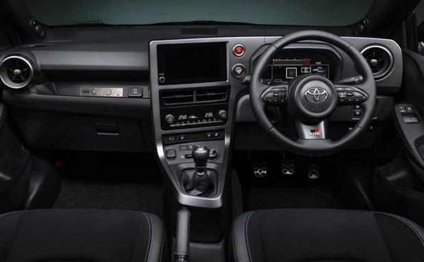 240164-toyota gr 01.jpg