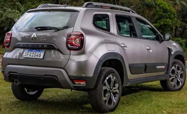 239911-renault 02.jpg